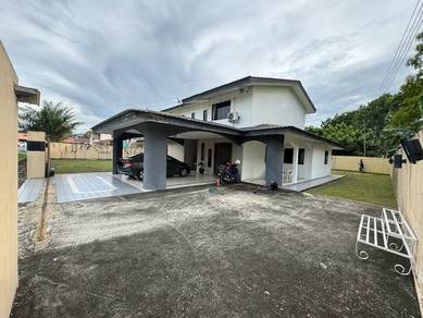 Detached house in Batu Arang, Labuan